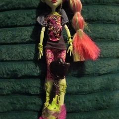 Venus mcflytrap 2011 doll