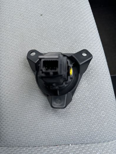 Toyota hybrid button start / stop