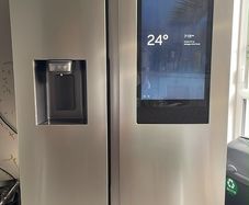 Samsung 614L Family Hub Fridge Freezer
