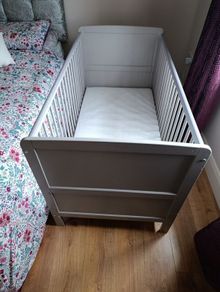 cotbed