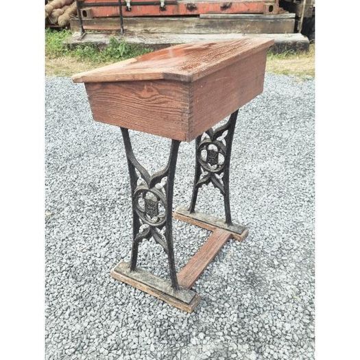 School Desk Cast Iron Legs KAS1304