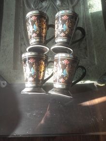 6 Beautiful Mugs