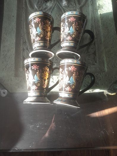 6 Beautiful Mugs