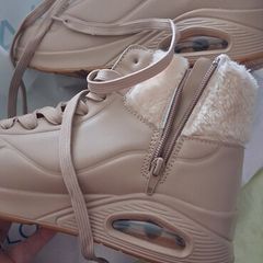 boots new say size 40 but look smaller nice