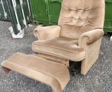 Vintage La-Z-Boy Style Manual Recliner  Ultimate Comfort