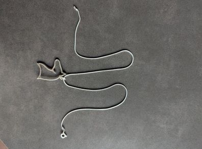 Solid silver chain and horse pendant