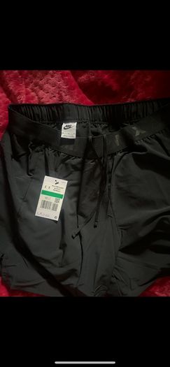 Nike air max shorts size x large