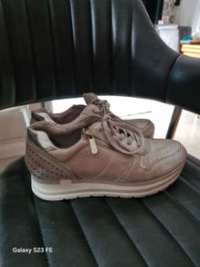Shoes size 40