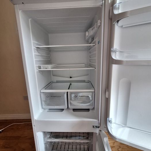 Fridge - freezer INDESIT