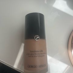 Armani luminous silk foundation