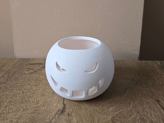 Pumpkin tea light