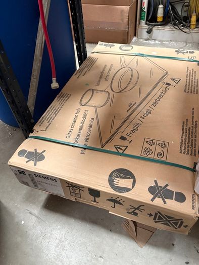 Siemens iQ700 80cm Flex Induction Hob Brand New in Box