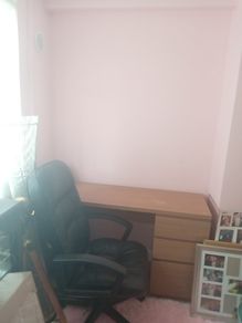 Leather chair and table with drawers