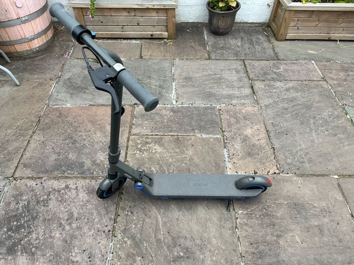 Kids Segway Ninebot electric scooter -not charging-