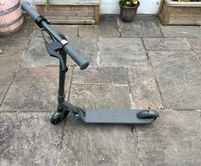 Kids Segway Ninebot electric scooter -not charging-