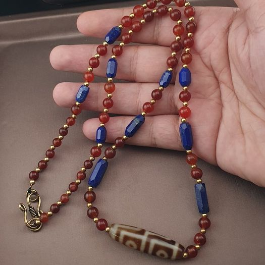 Antique 4 Eyes Himalayan Tibetan Agate With African Carnelian & Lapis Necklace