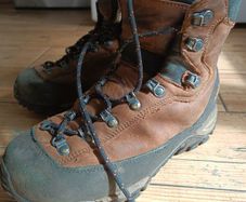 AKU leather junior hiking boots