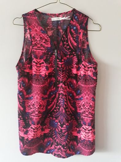 Cerise pink sleeveless top Size L (12/14)