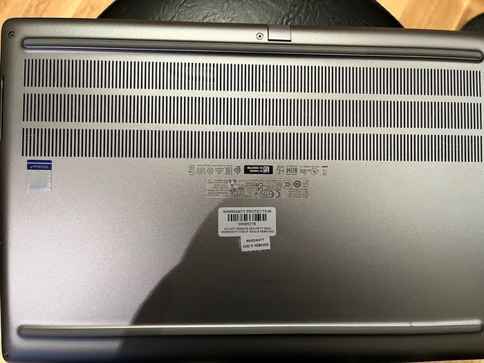 Dell Precision 7550 | i7-10875H | 15.6"