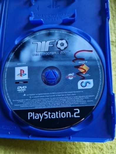 This is football 2004 PlayStation2 Ps2 games Original