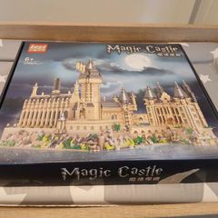 Lezz Magic Castle Z19929 - 5850+ Piece Large Building Set - New/Sealed Bags - Lego Compatible