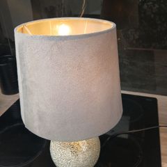Cracked glass table lamp