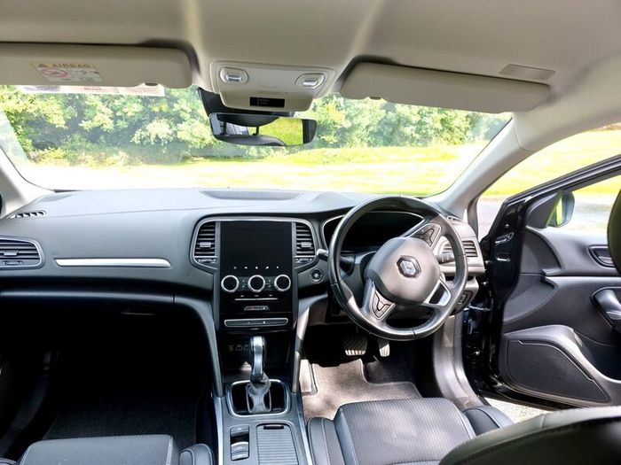 Renault Megane 2021 E-tech PHEV 160 Auto Iconic ST