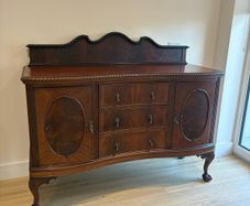 mahogany, Georgian-revival/Queen Anne style sideboard