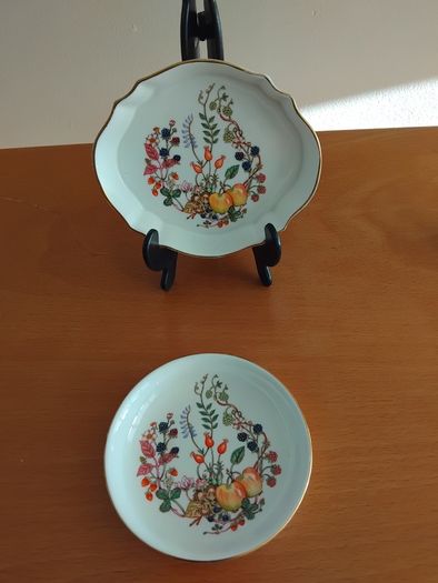 Set of Aynsely sommerset trinket  dishes