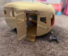 Sylvanian Families Caravan