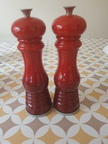Le Creuset Salt and Pepper Mills