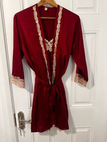 Luxury Burgundy Satin & Lace Nightdress & Robe Set (XXL)