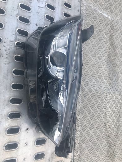 mazda cx3 head light