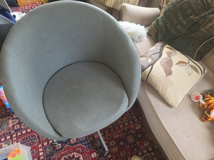 chair