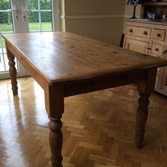 Pine kitchen table