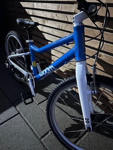 woom 4 blue