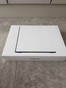 Apple Macbook Air