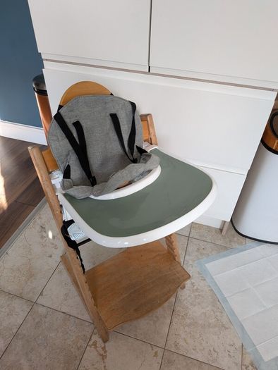 Stokke Tripp Trapp baby highchair