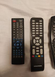 Price for 2 Tv/satellite Remote Controls :  Grundig