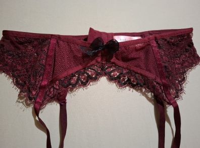 Hunkemoller burgundy suspender belt