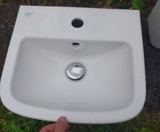 Bathroom sink with pedestal