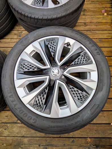 Karoq Alloy Wheels and tyres