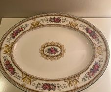 REDUCED WEDGWOOD Columbia 13.75 inch platter