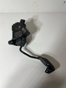 2019 Toyota Yaris 1.3 Petrol Automatic  Throttle Accelerator Pedal 78110-0d100. A1l2b44s
