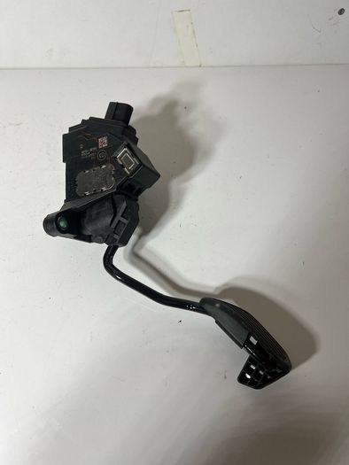 2019 Toyota Yaris 1.3 Petrol Automatic  Throttle Accelerator Pedal 78110-0d100. A1l2b44s