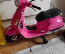 kids Vespa motorbike ride on