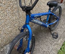 Retro Apollo MX20.2 BMX with Full Stunt Pegs