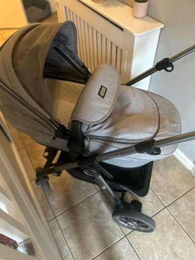 Silver cross travel system