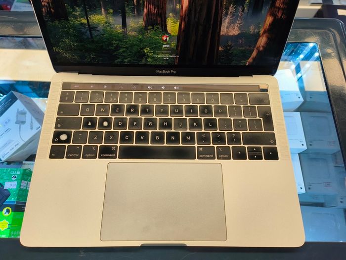 2019 Apple MacBook Pro 13 inch Intel Core i5 2.7GHz 16GB RAM 500GB SSD A1989 (Battery Cycle: 983)