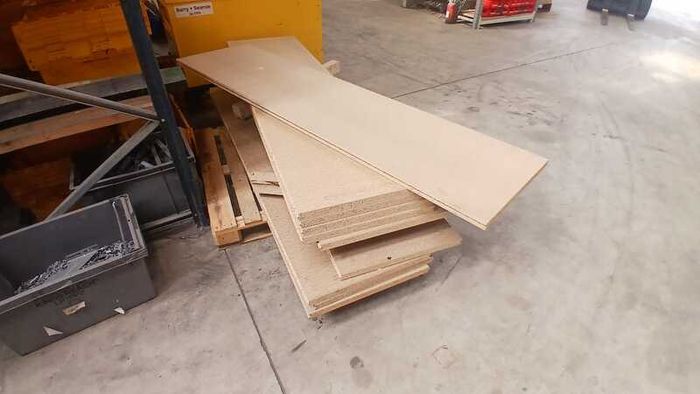 Mezzanine floor boards